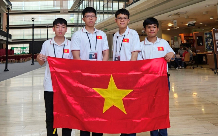 Học sinh Việt Nam đoạt 4 huy chương tại Olympic tin học quốc tế năm 2023